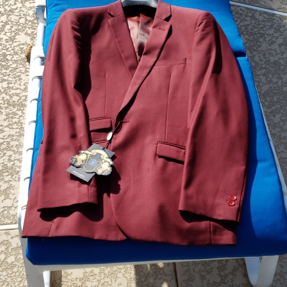 Marc Darcy Suit jacket 40R Burgundy